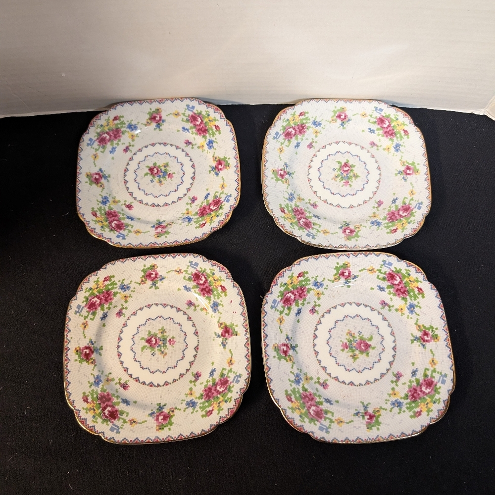 ROYAL ALBERT PETIT POINT CHINA LOT OF 4 SIDE DESERT PLATES EXCELLENT CO…